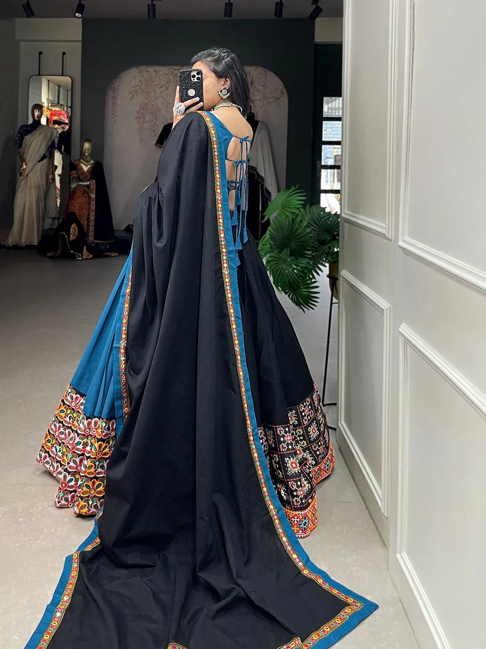 Navratri Garba Wear Lehenga Choli D.No. 1658 - Anant Exports