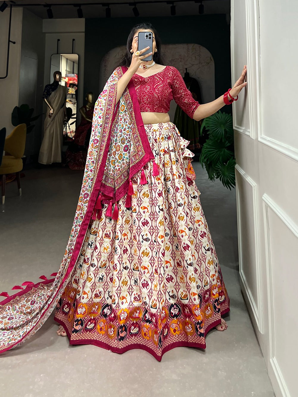 Navratri Wear Traditional Lehenga Choli D.No.1635