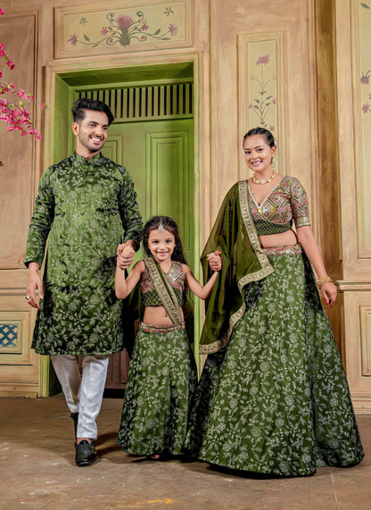 Beautiful Mother Daughter &amp; Father Combo Collection