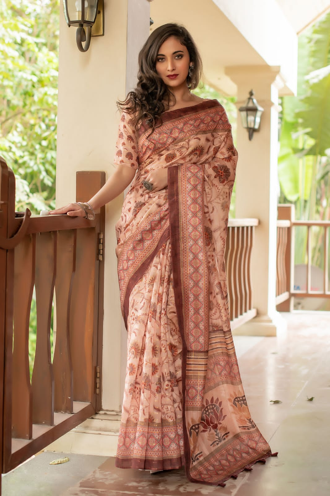 Beautiful Designer Digital Print Soft Linen Cotton Saree