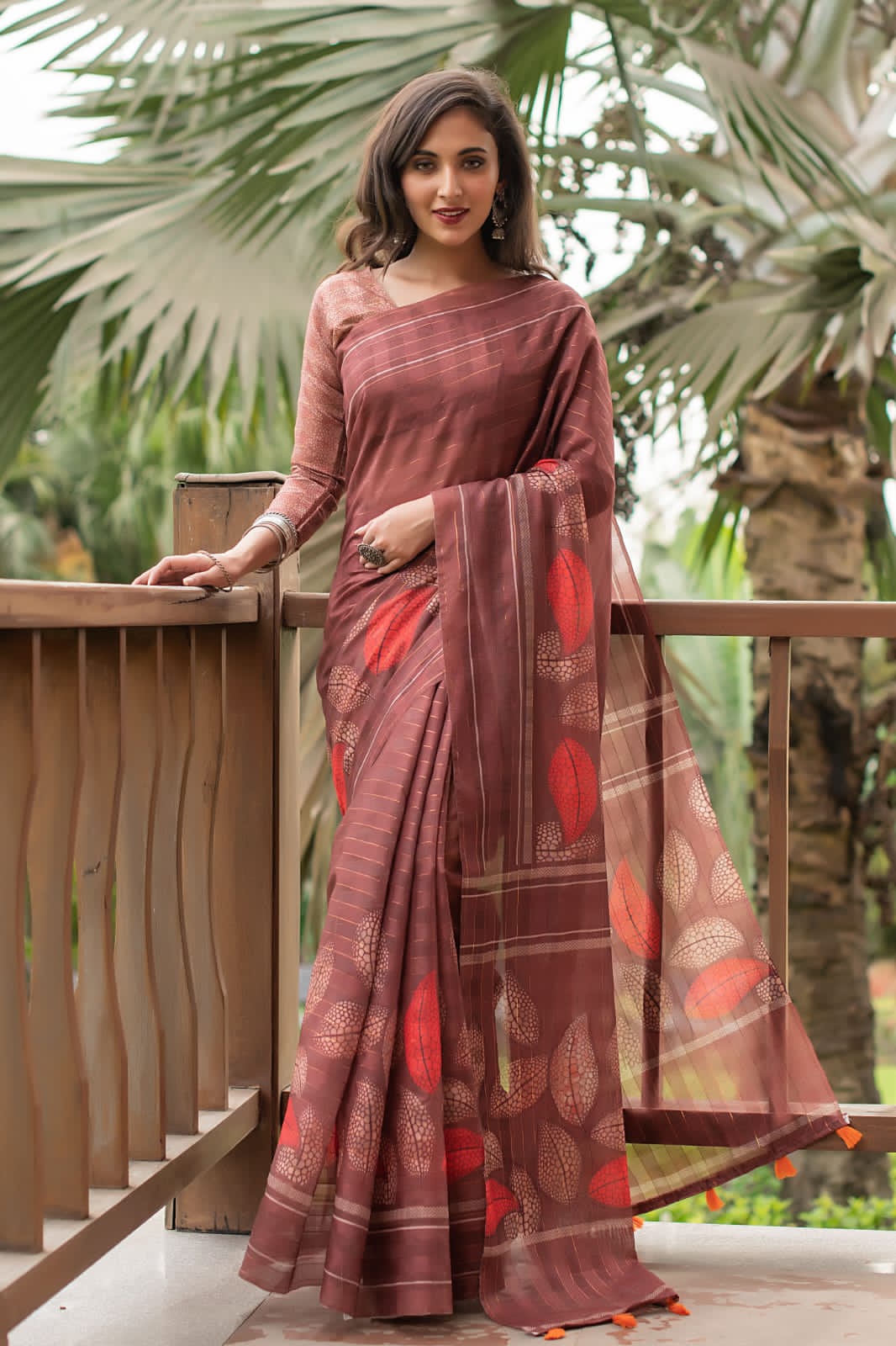 Beautiful Designer Digital Print Soft Linen Cotton Saree