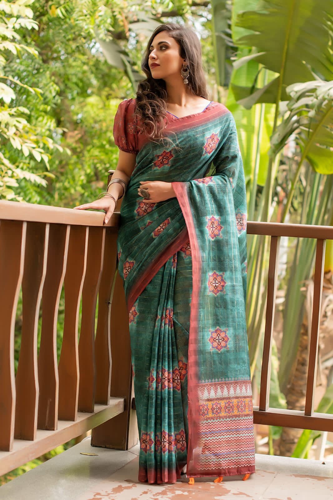 Beautiful Designer Digital Print Soft Linen Cotton Saree
