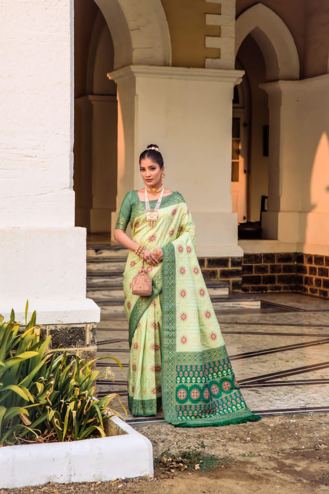 Beautiful Designer Banarasi Soft Silk Patola Saree