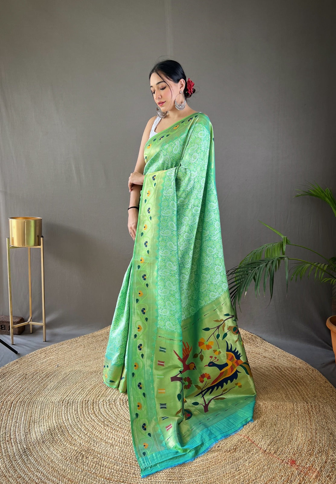 Pure soft Designer Beautiful Parvati Lucknowi Weaving Paithani Saree