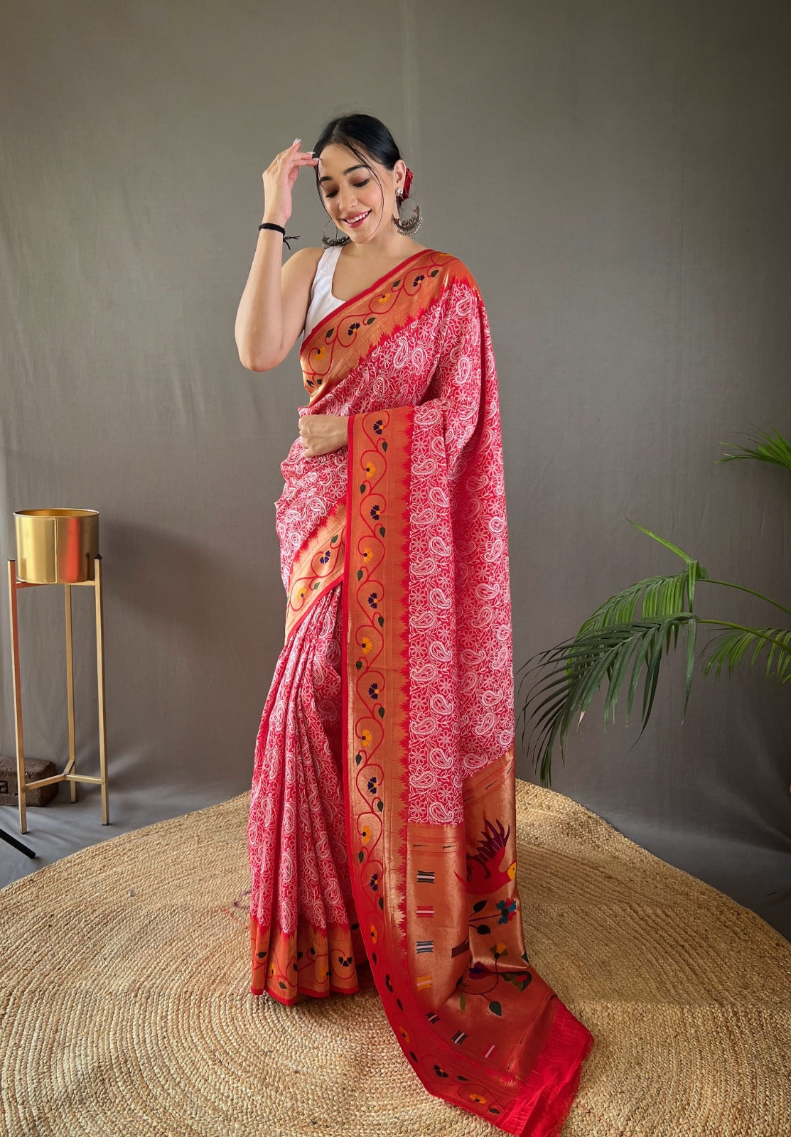 Pure soft Designer Beautiful Parvati Lucknowi Weaving Paithani Saree