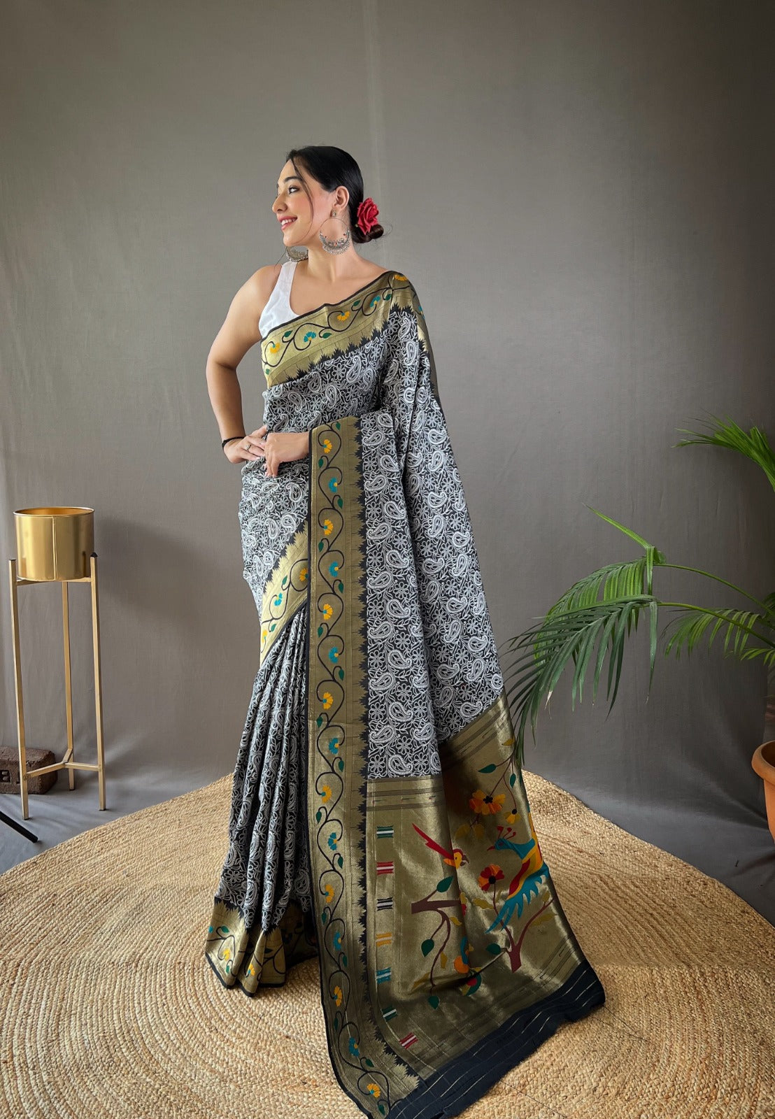 Pure soft Designer Beautiful Parvati Lucknowi Weaving Paithani Saree