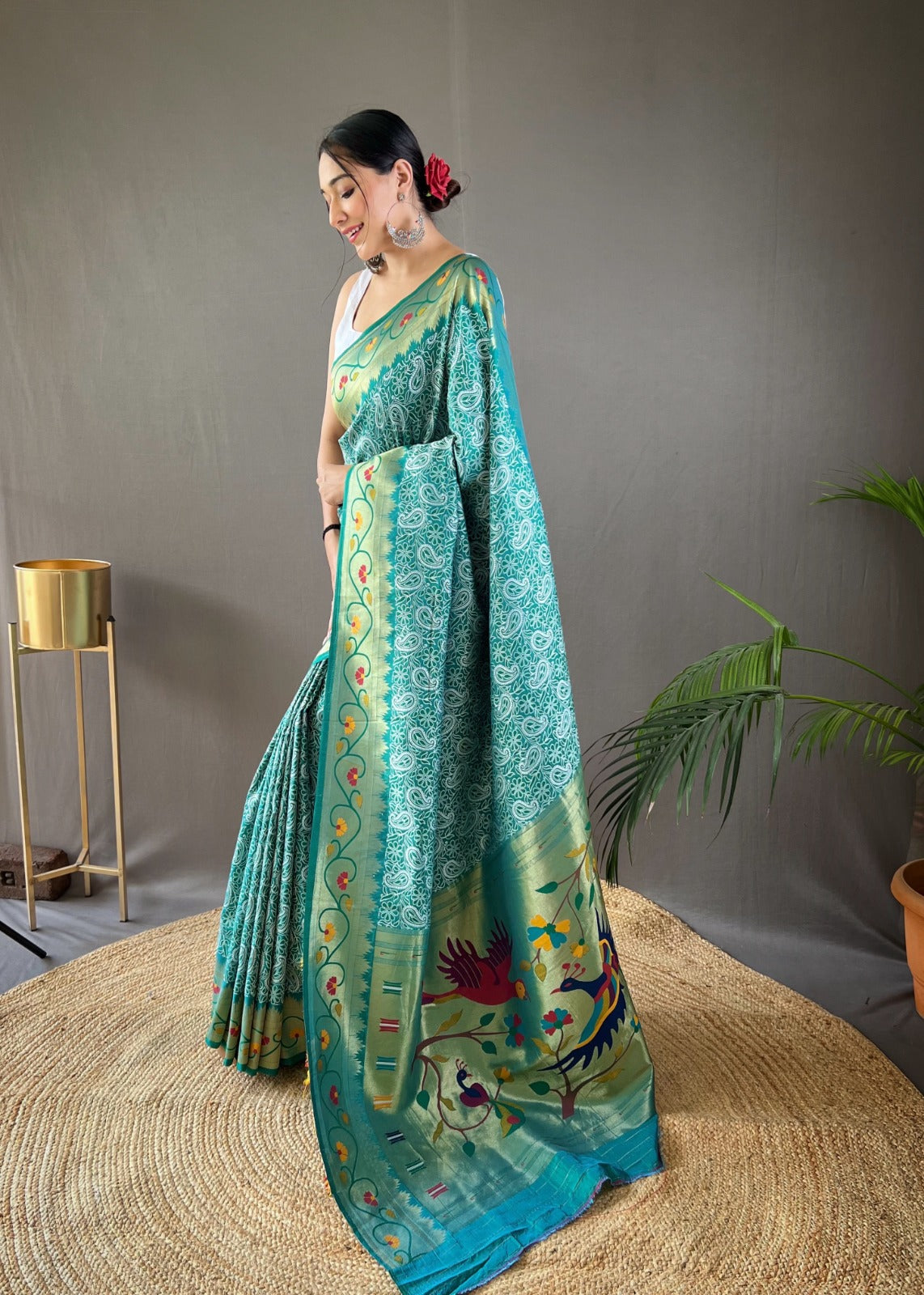 Pure soft Designer Beautiful Parvati Lucknowi Weaving Paithani Saree