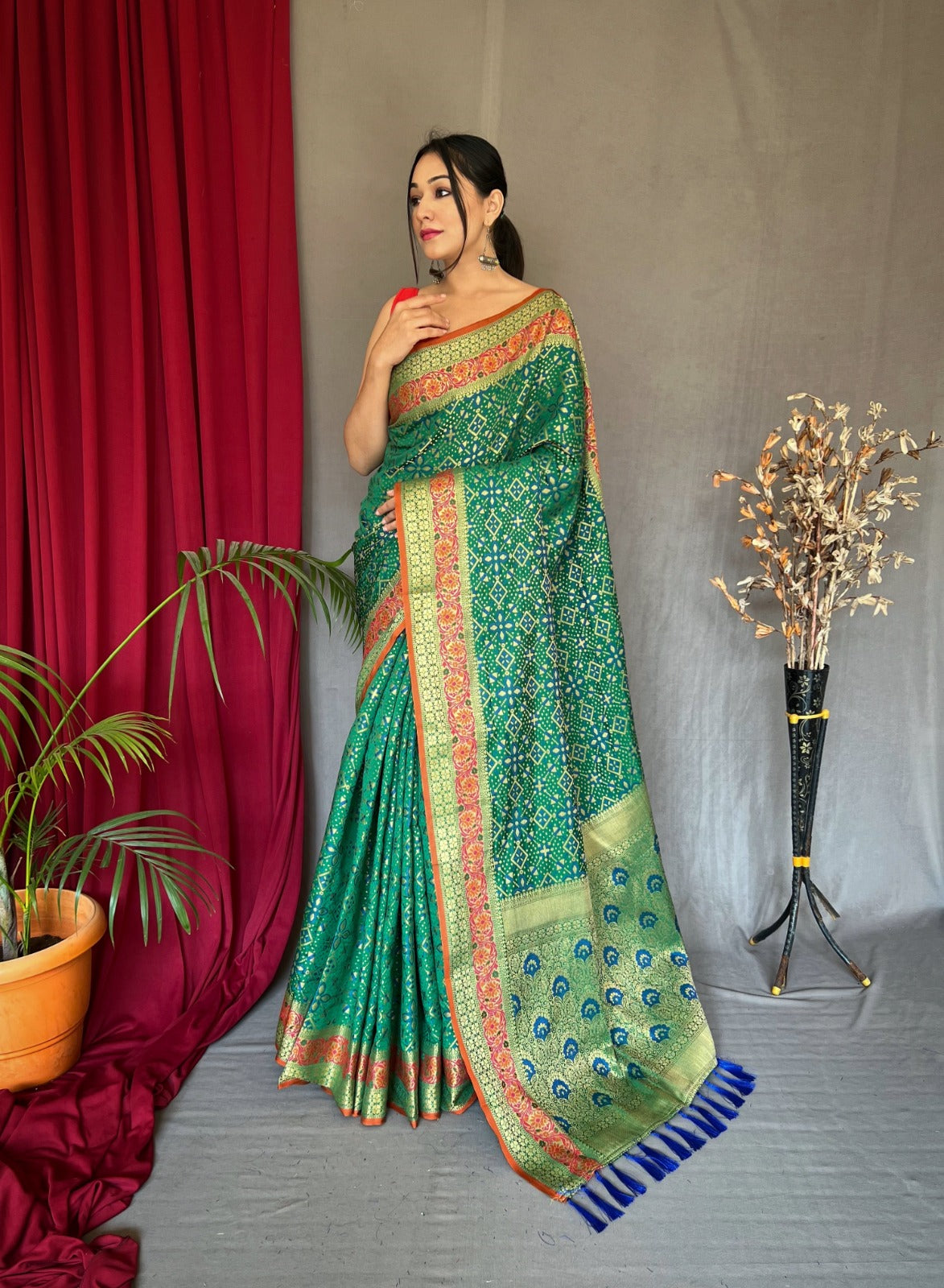 Pure Soft Designer Beautiful Bandhej Patola Silk Saree