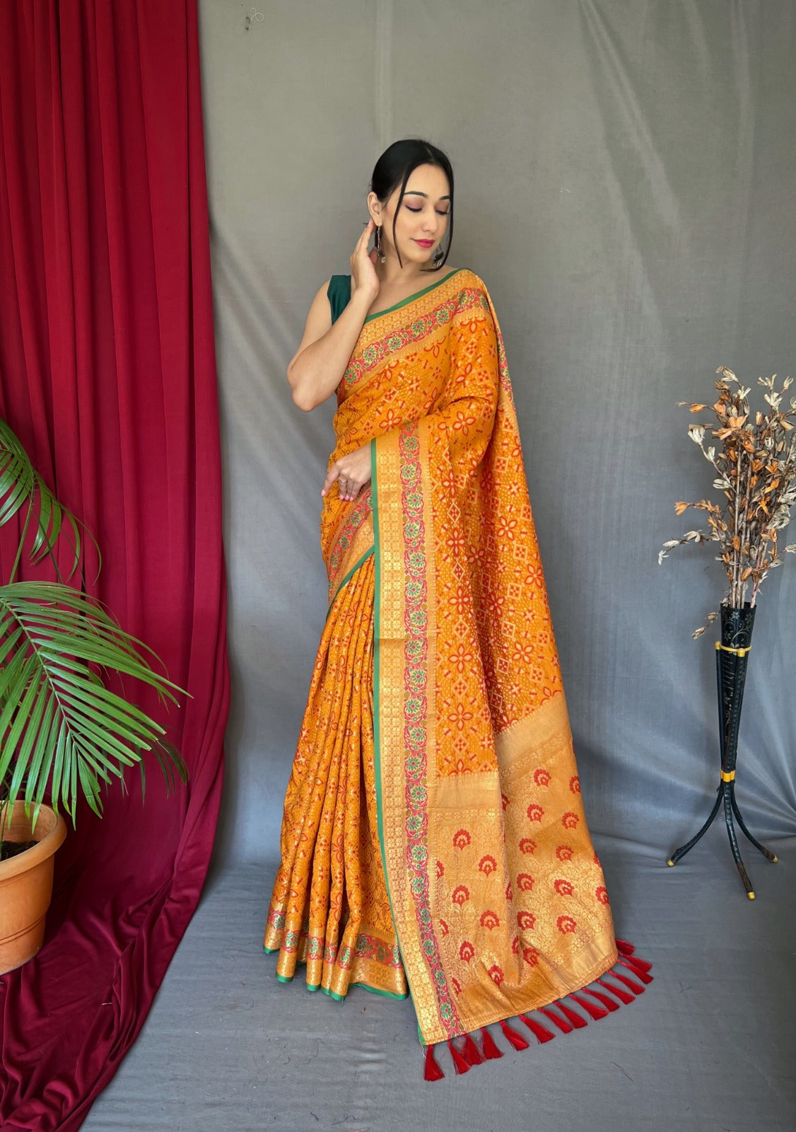 Pure Soft Designer Beautiful Bandhej Patola Silk Saree