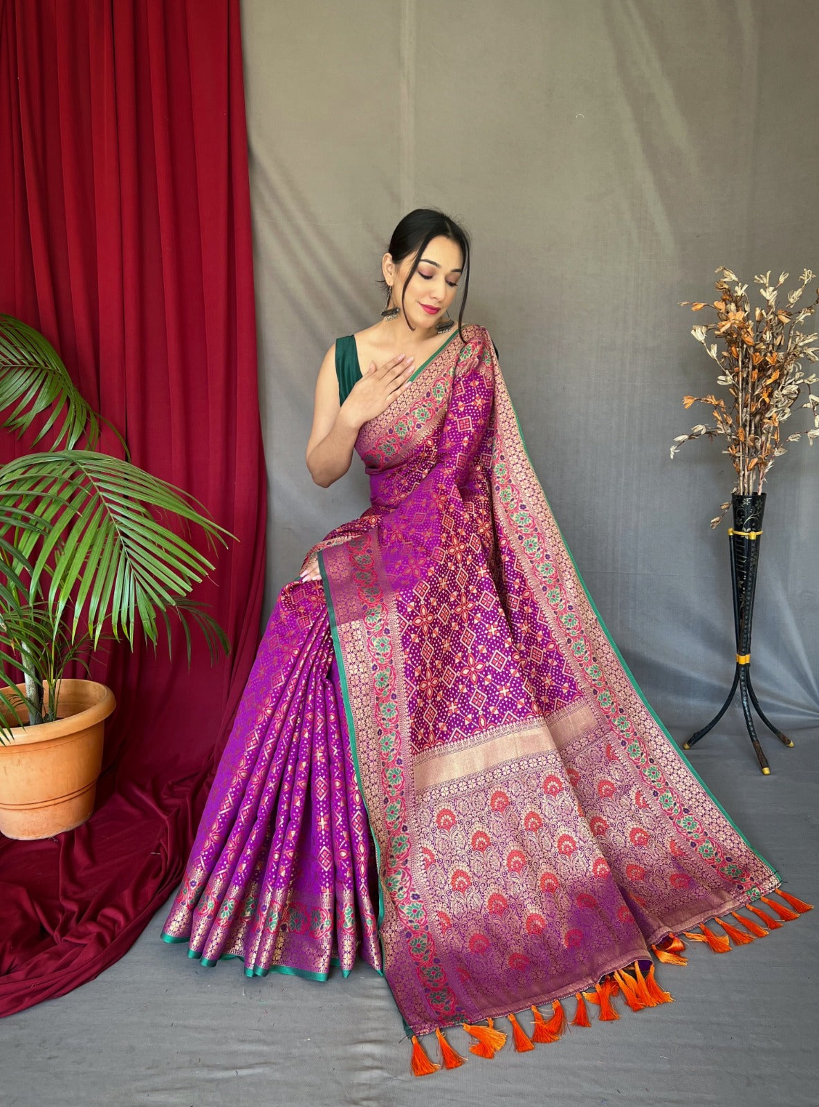 Pure Soft Designer Beautiful Bandhej Patola Silk Saree