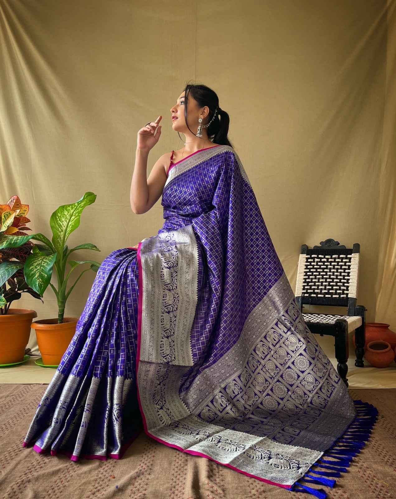 Pure Soft Designer Beautiful Rich Pallu Khicha Checks Silk Saree