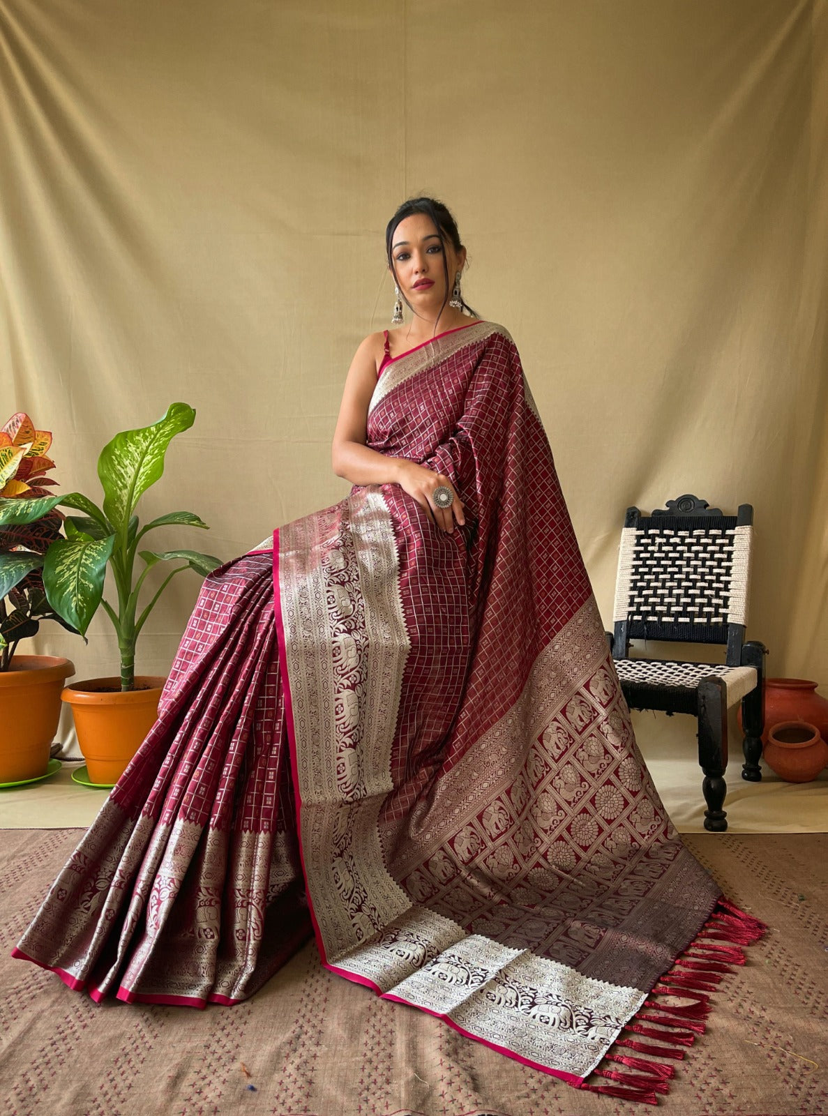 Pure Soft Designer Beautiful Rich Pallu Khicha Checks Silk Saree