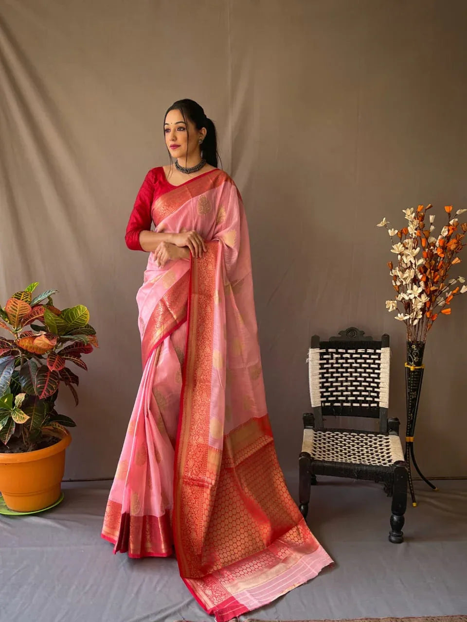 Beautiful Designer Pure Linen Chaap Saree