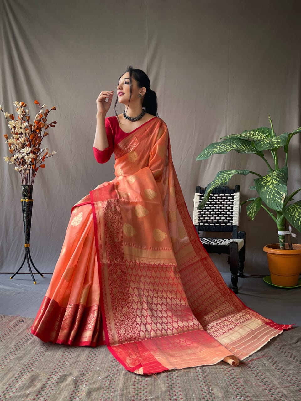 Beautiful Designer Pure Linen Chaap Saree