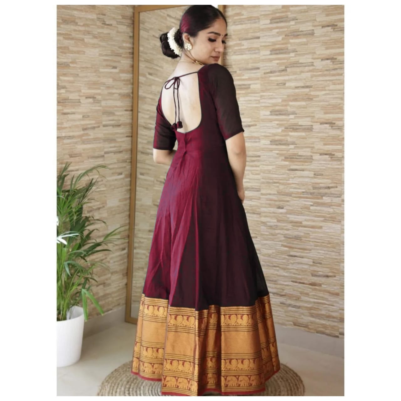 Beautiful Soft Banarasi Gwon