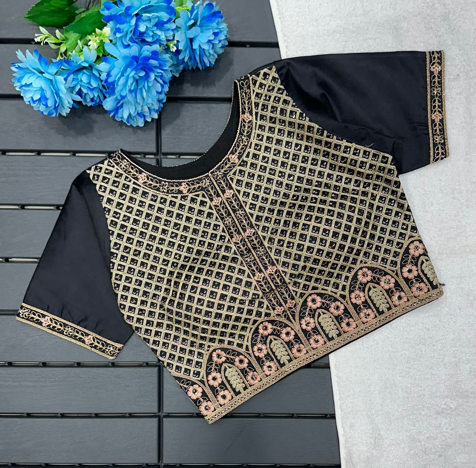 Beautiful Designer Havy Embrodiary Seqance work Blouse