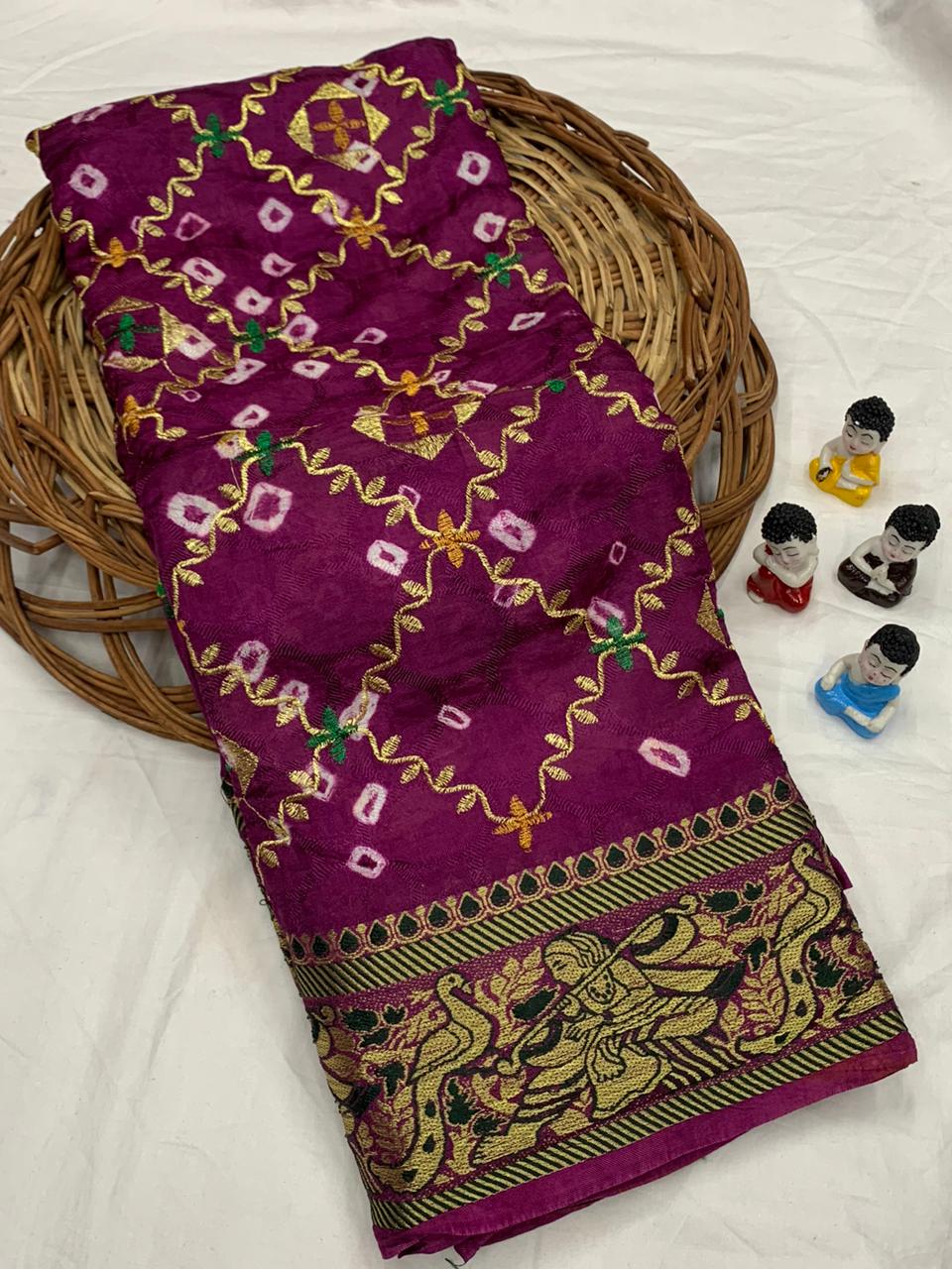 Beautiful Designer Boutique Ghantdi Work Saree