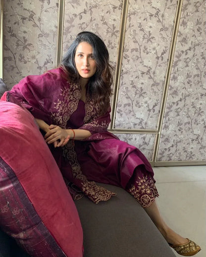 Beautiful Classical Pure Cotton Kurti Pent With Orgenza Duppata