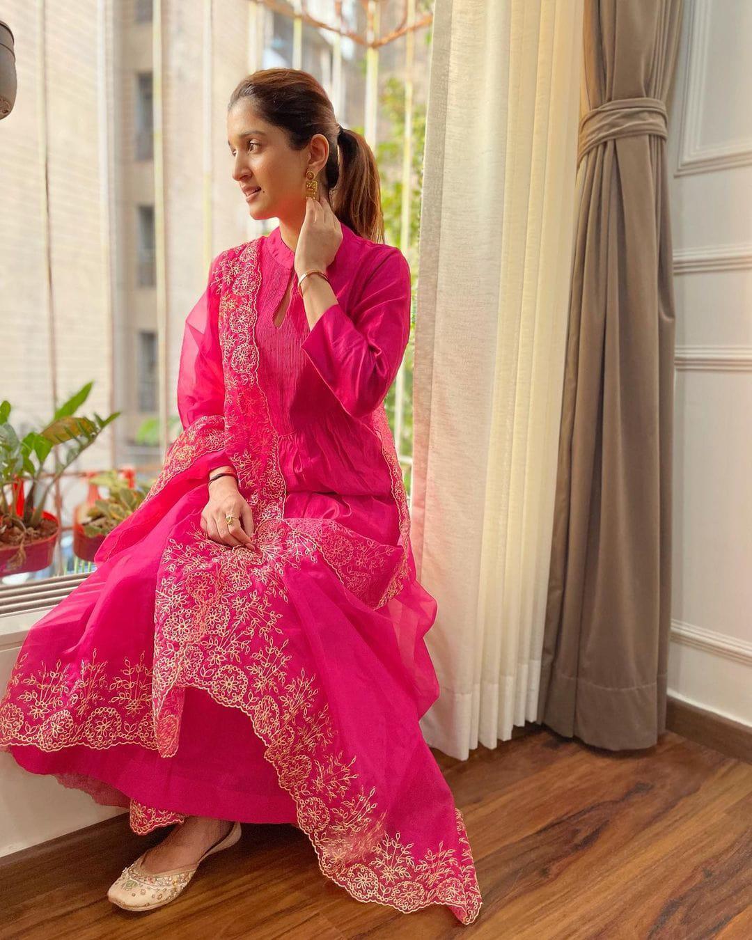 Beautiful Classical Pure Cotton Kurti Pent With Orgenza Duppata