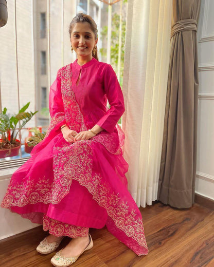 Beautiful Classical Pure Cotton Kurti Pent With Orgenza Duppata