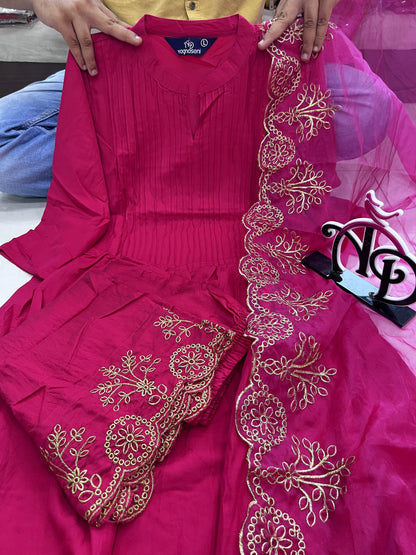 Beautiful Classical Pure Cotton Kurti Pent With Orgenza Duppata