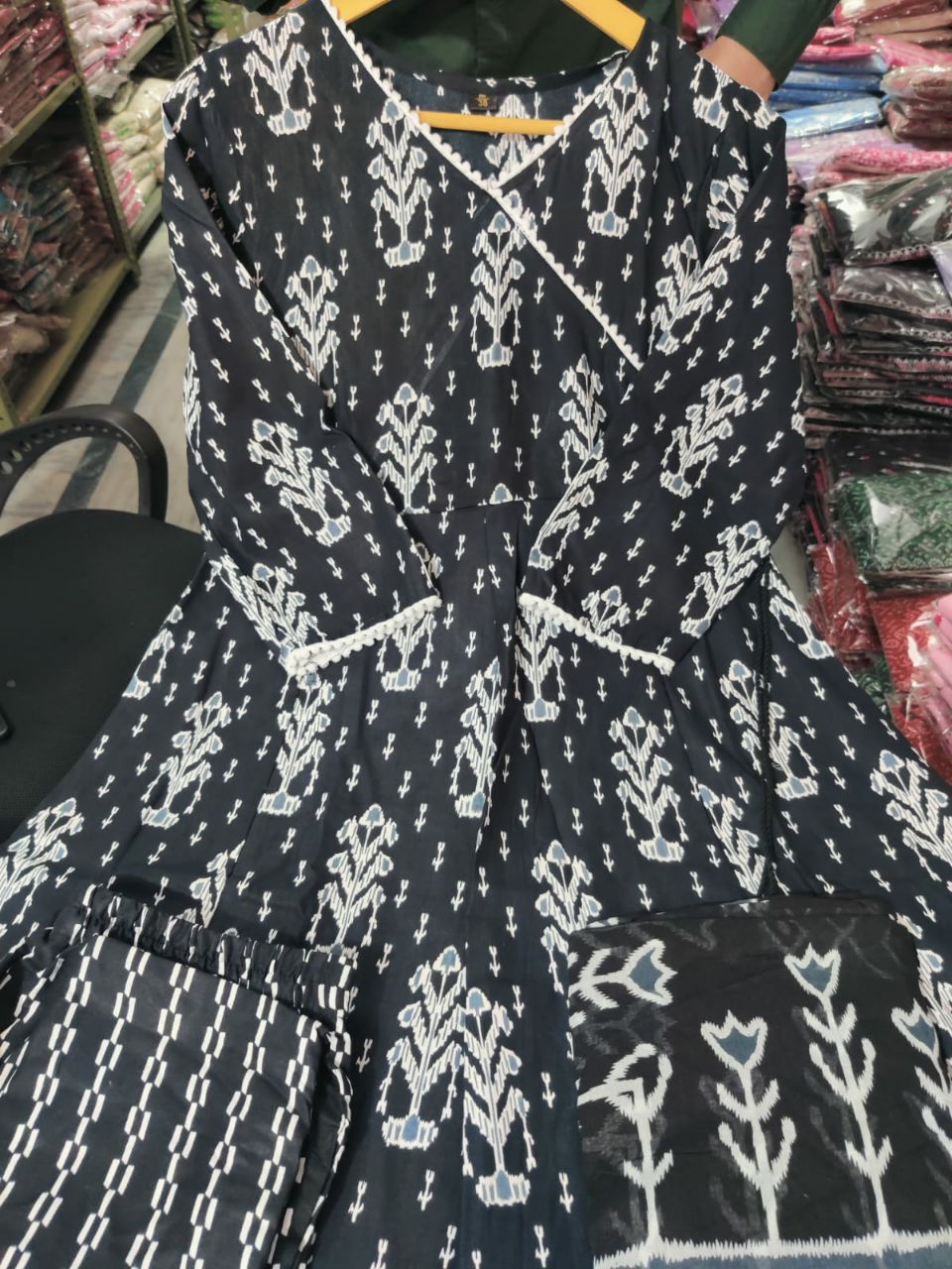 Party Wear Designer Kurti Pant with Organza Dupatta Suit