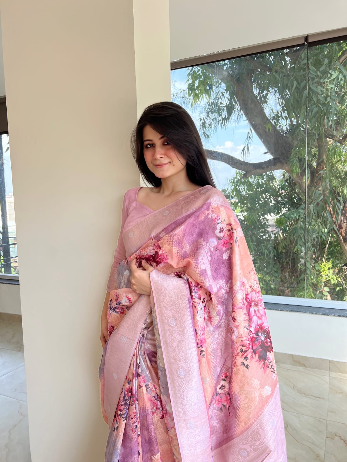 Beautiful Designer Premium Maheshwari silk Saree