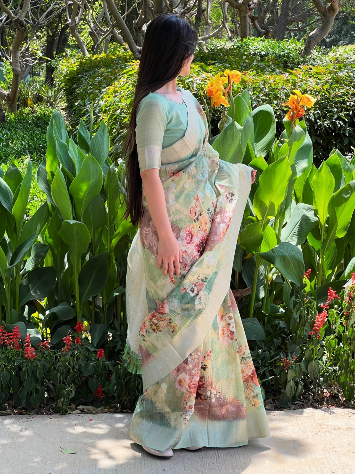 Beautiful Designer Premium Maheshwari silk Saree