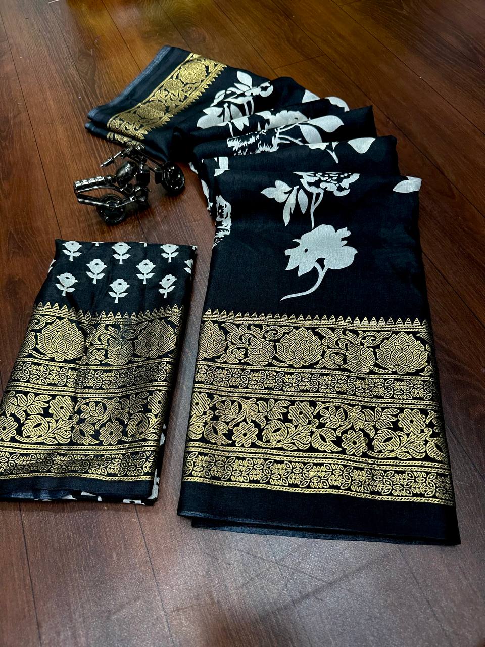 New Soft Pure Dola Silk Kalamkari Patola Digital Print Saree
