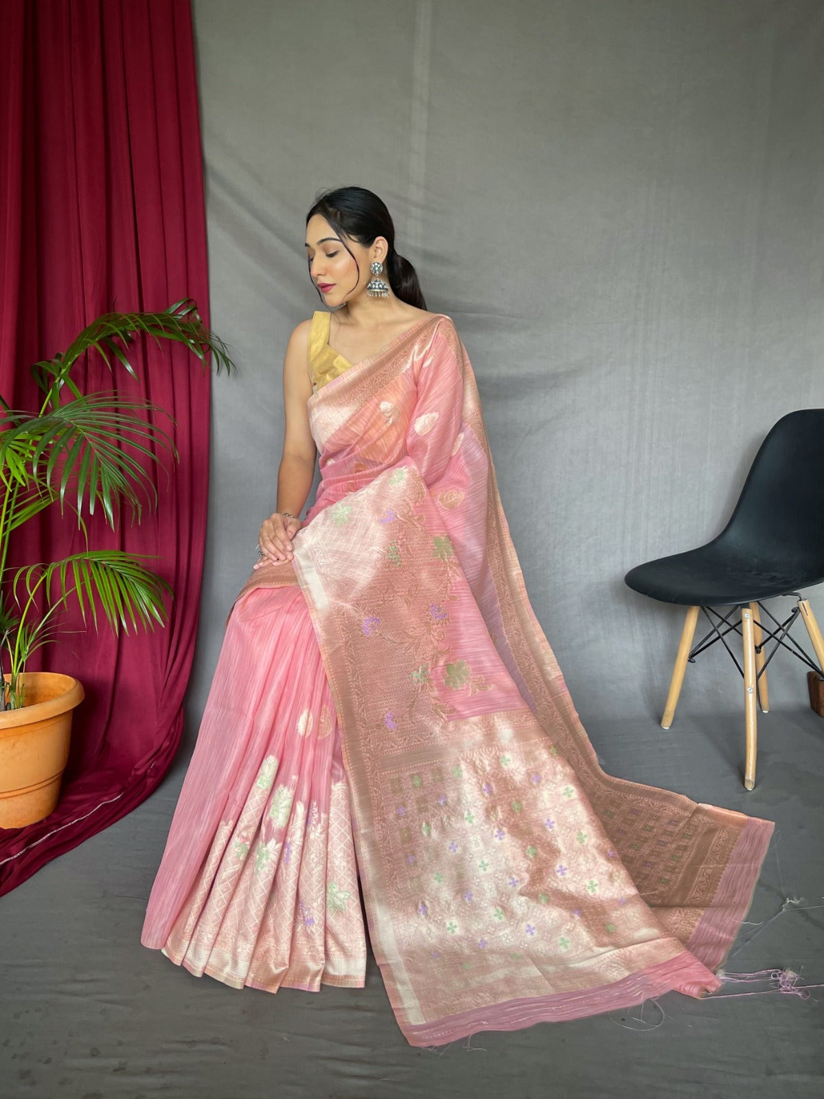 Beautiful Ladli Designer Pure Linen Slub Silk Saree