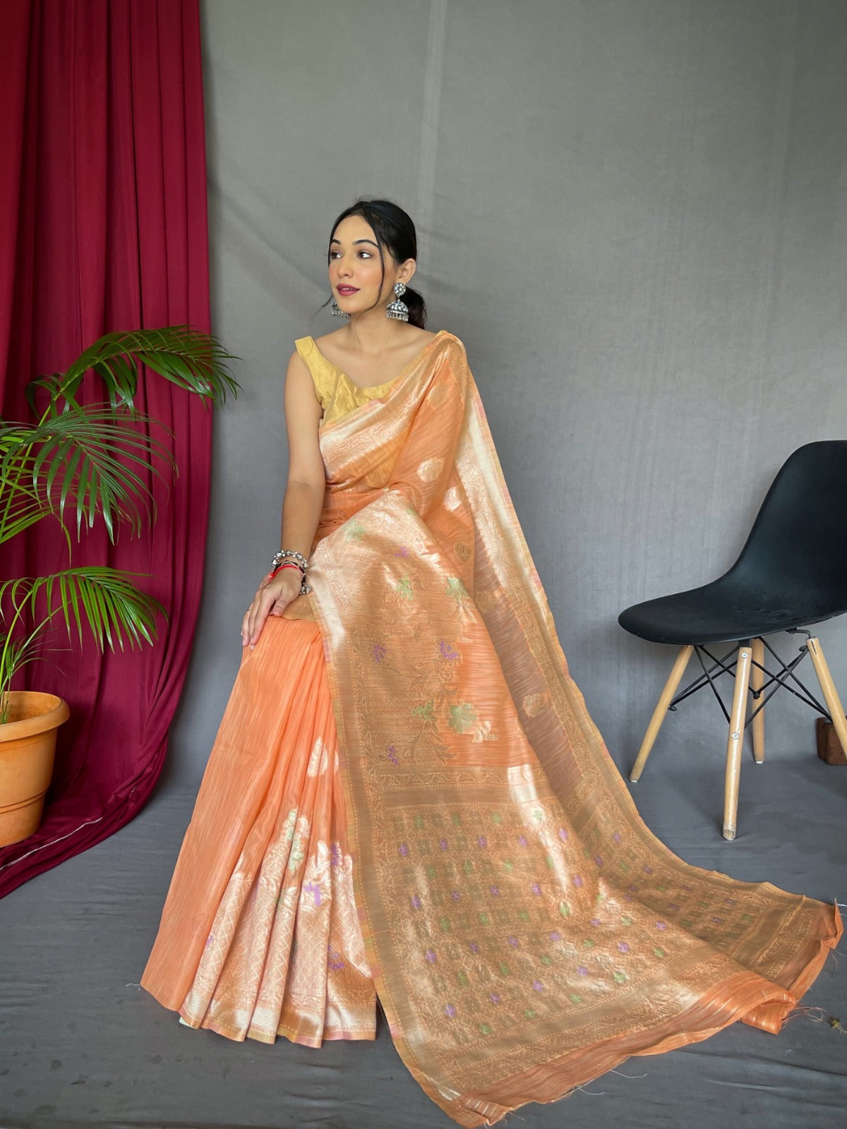 Beautiful Ladli Designer Pure Linen Slub Silk Saree