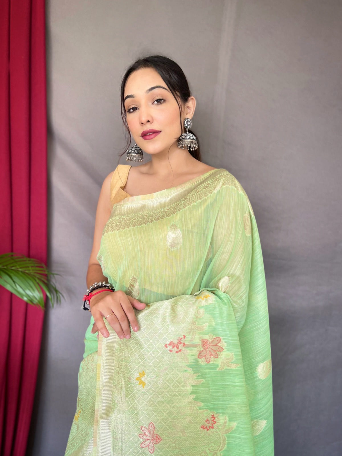 Beautiful Ladli Designer Pure Linen Slub Silk Saree