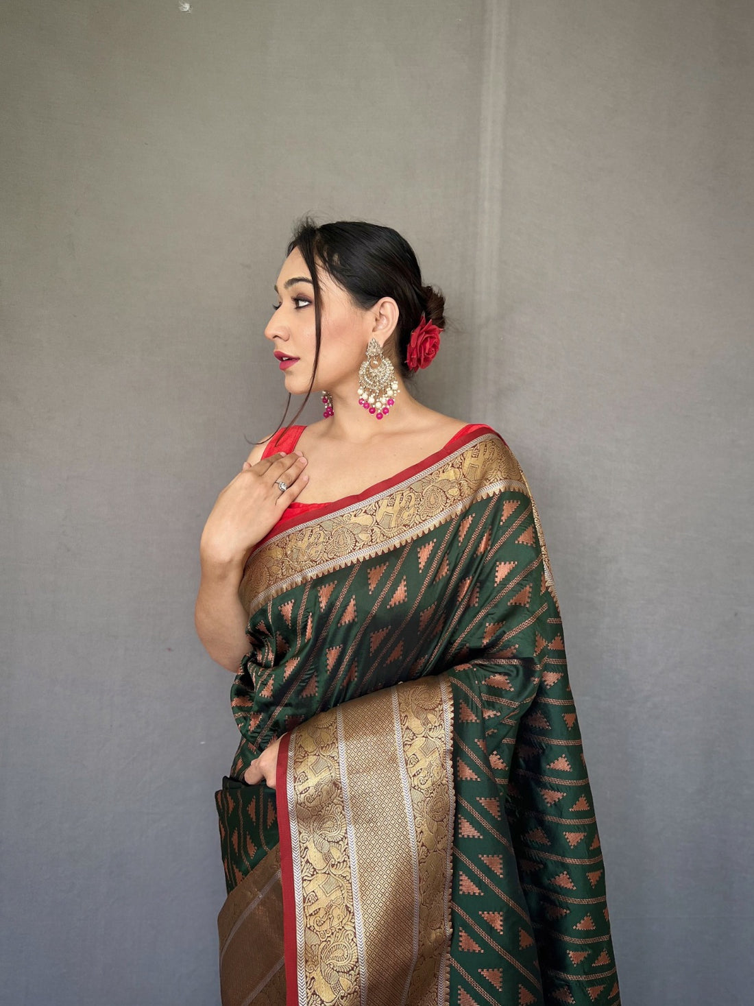 Beautiful Designer Traditional Aanchal Kanjivaram Handloom Sarees