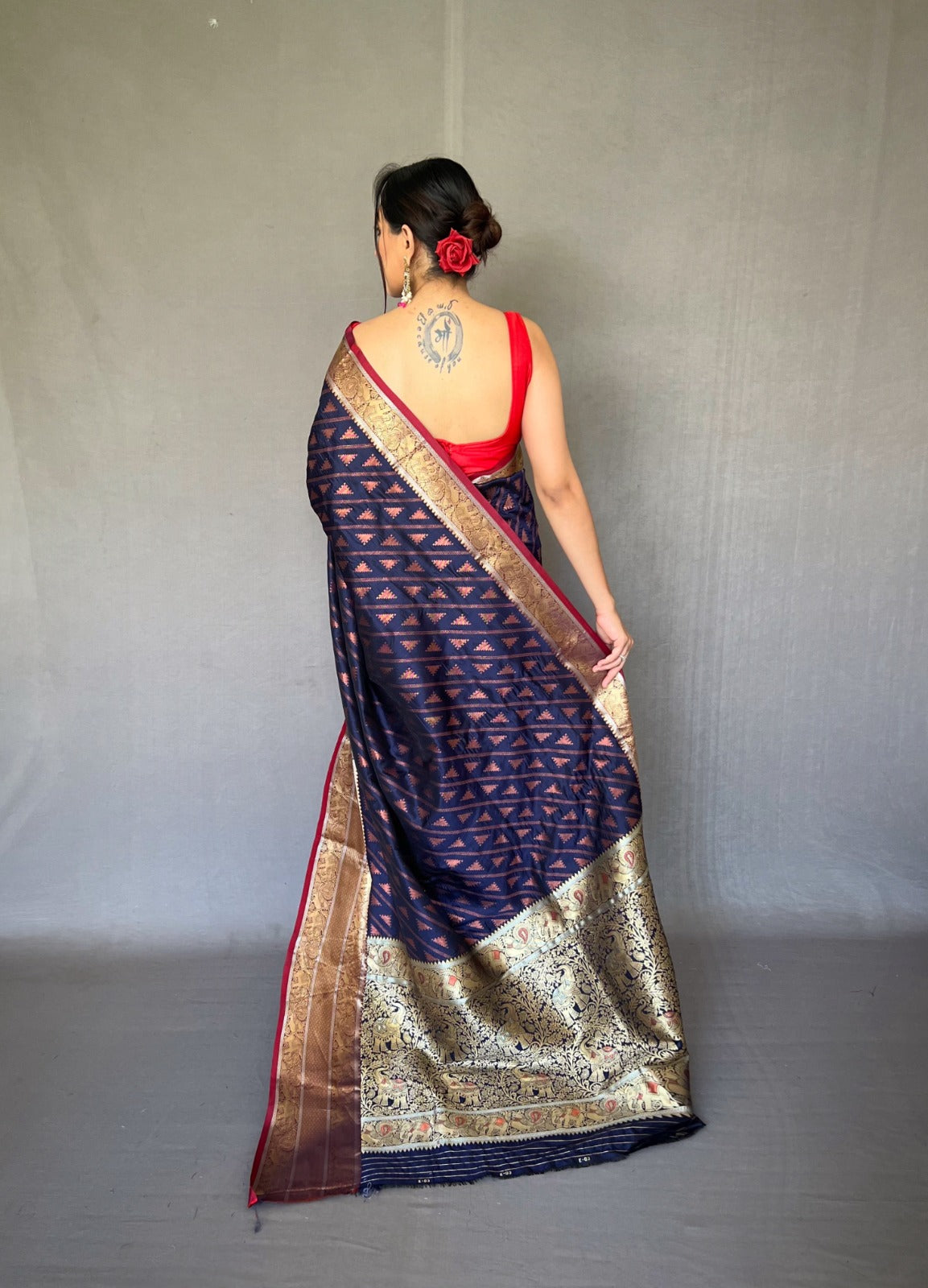 Beautiful Designer Traditional Aanchal Kanjivaram Handloom Sarees