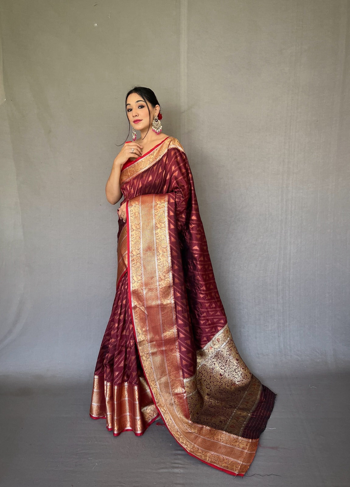 Beautiful Designer Traditional Aanchal Kanjivaram Handloom Sarees