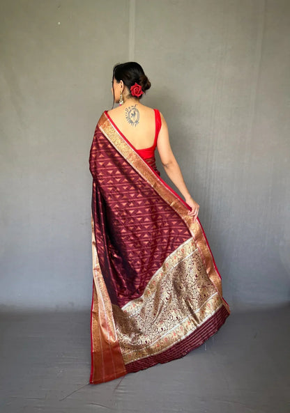 Beautiful Designer Traditional Aanchal Kanjivaram Handloom Sarees