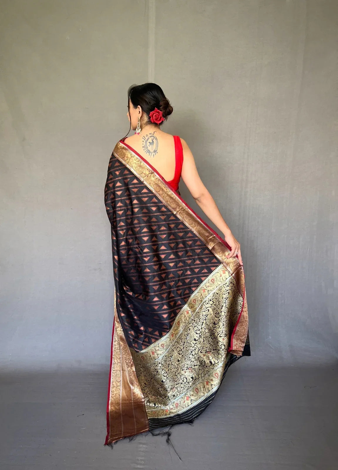 Beautiful Designer Traditional Aanchal Kanjivaram Handloom Sarees