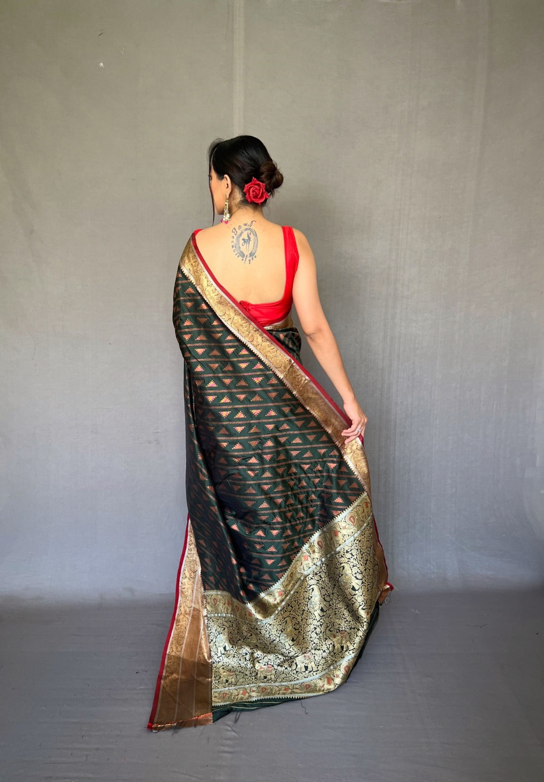 Beautiful Designer Traditional Aanchal Kanjivaram Handloom Sarees