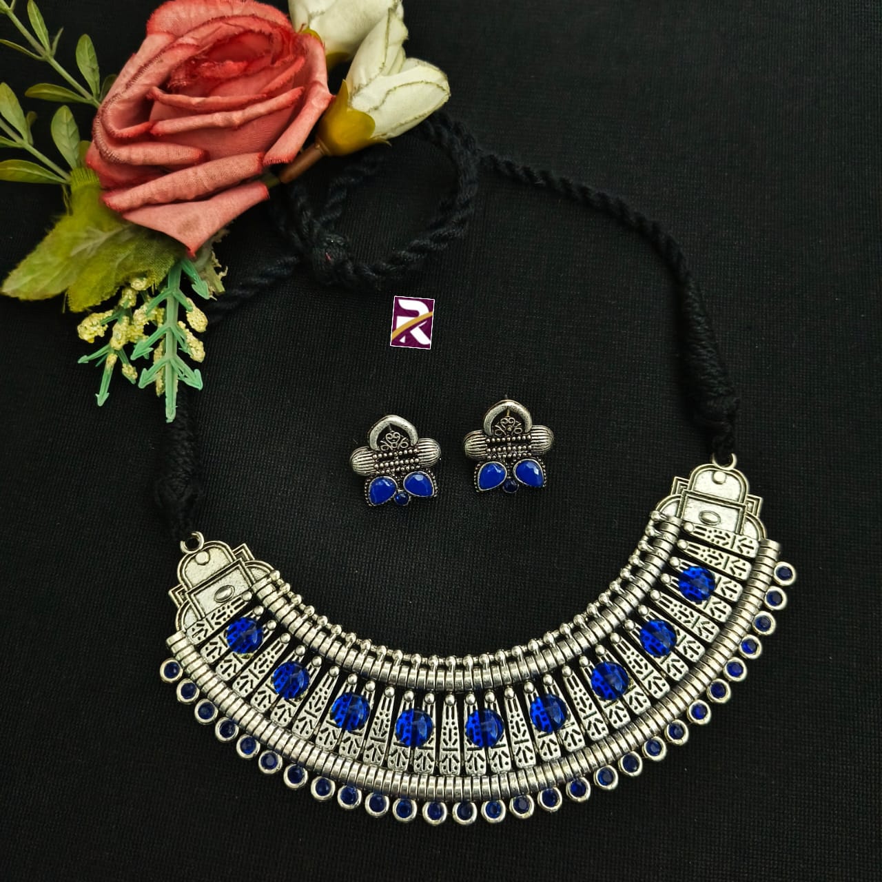 Beautiful Premium Quality Stone Hasli Necklace