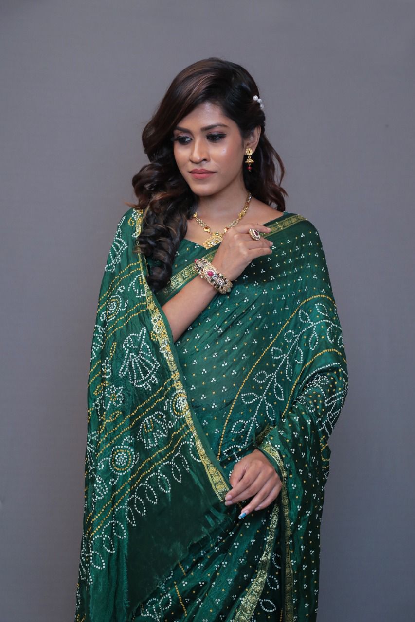 Beautiful Designer Pure Taffeta Bandhej Saree