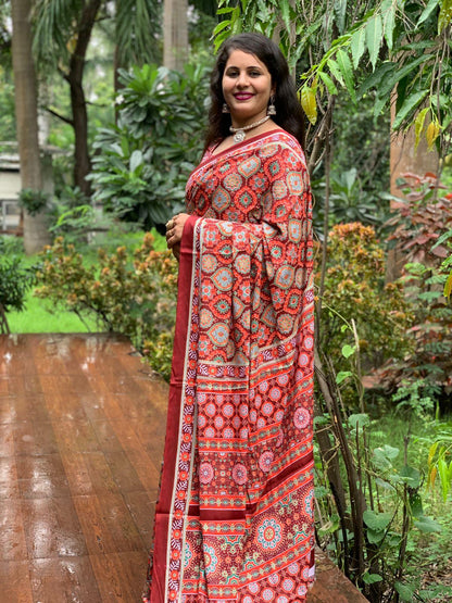 Beautiful Designer Pure Taffeta Bandhej Saree