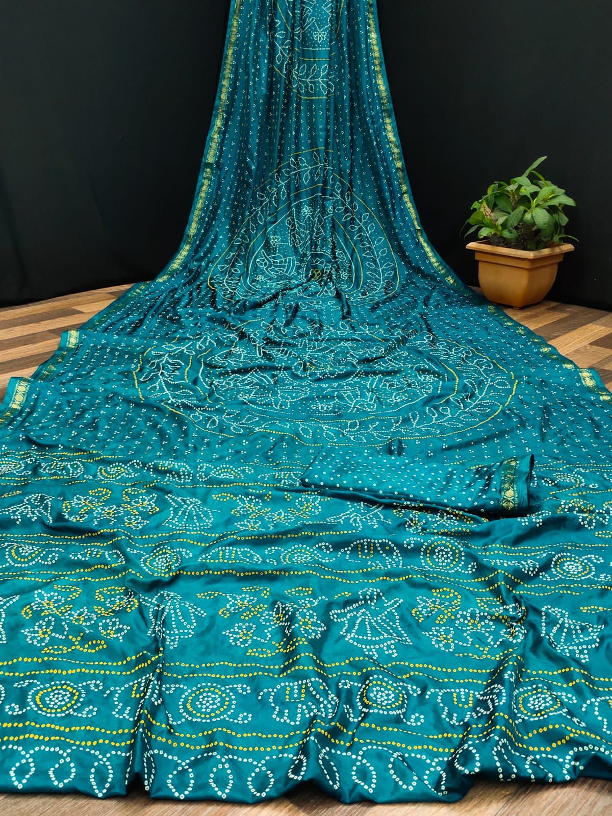 Beautiful Designer Pure Taffeta Bandhej Saree