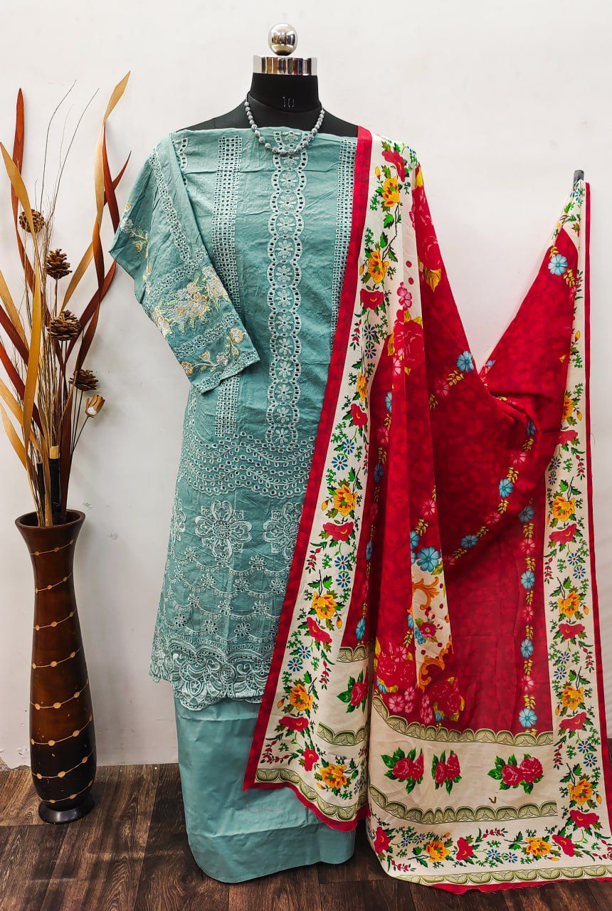 Launching New Pakistani Suit Design 152