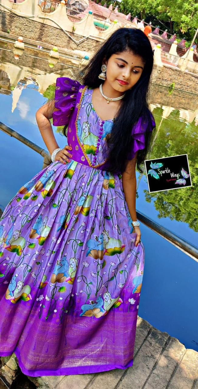 Beautiful Designer Kids Soft Zari Silk Silk Lehenga Choli