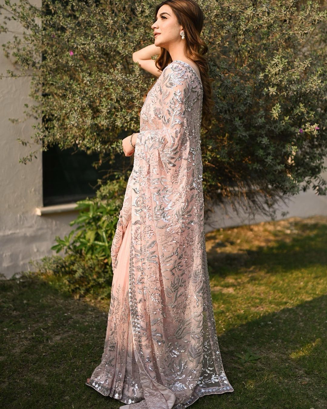 Beautiful Designer Heavy Georgette Exclusive Sequanc Saree Design 5255