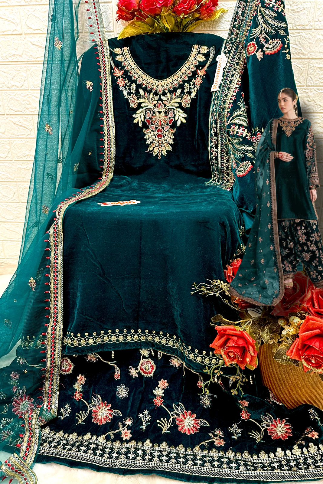 Fepic V 17022 Rosemeen Velvet Pakistani Suits