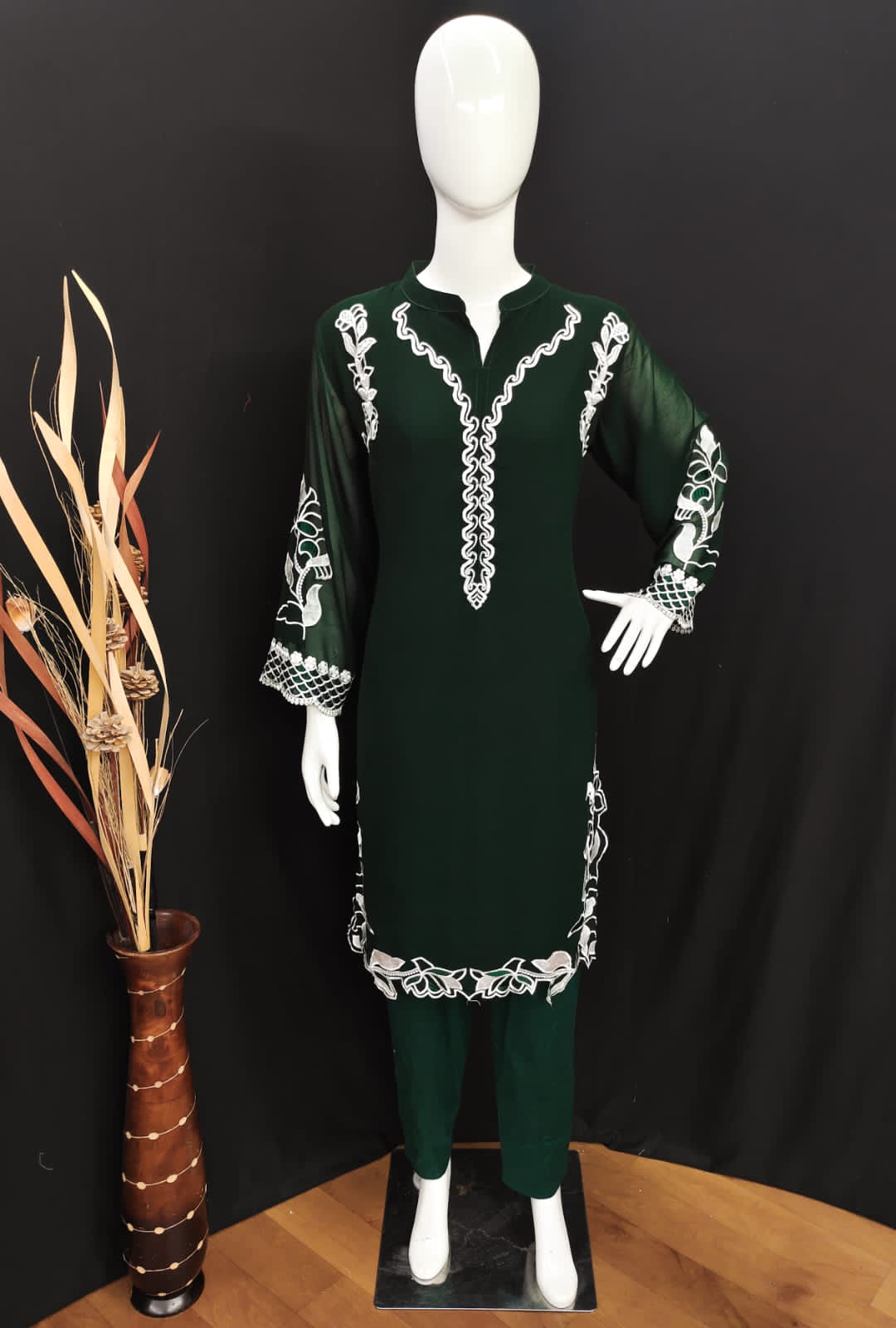 Aarsh Heavy Georgette Pakistani Georgette Suit Design 020