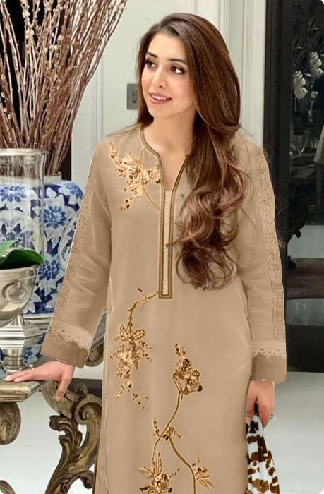 Aarsh Lunching Readymade Pakistani Suit Design 025