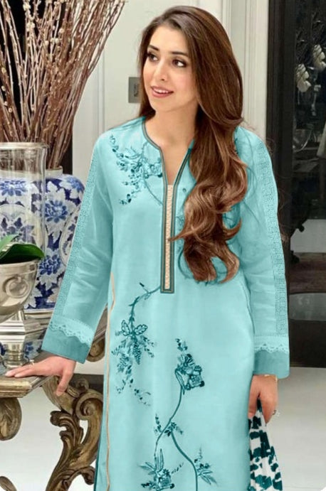Aarsh Lunching Readymade Pakistani Suit Design 025