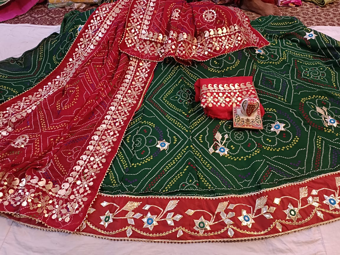 Beautiful Rajasthani Traditional Chunri Heavy Kacchi Gotta Patti Work Bandhej Lehenga